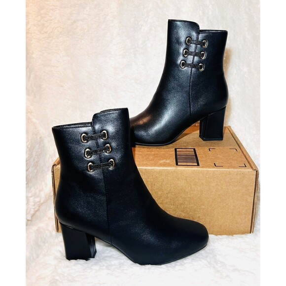 IDIFU Women's Ada Fashion Square Toe Ankle Boots Low Block Heel Short - Black 7 - Picture 4 of 7